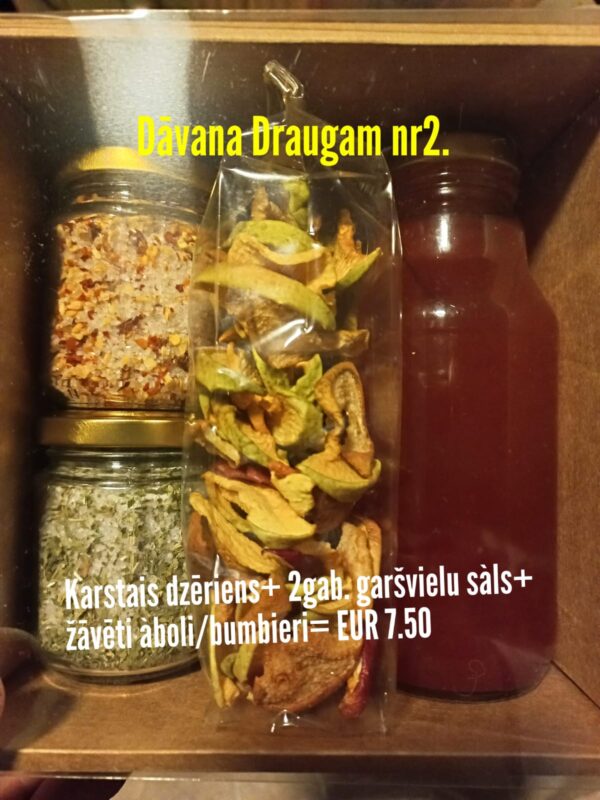 Dāvanu komplekts